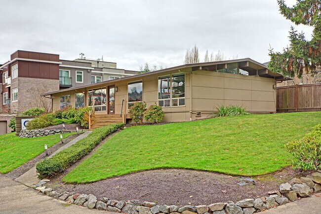 More details for 317 4th St, Kirkland, WA - Office for Lease