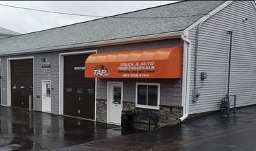 25 Grand Ave, Cumberland, RI for lease Building Photo- Image 2 of 9