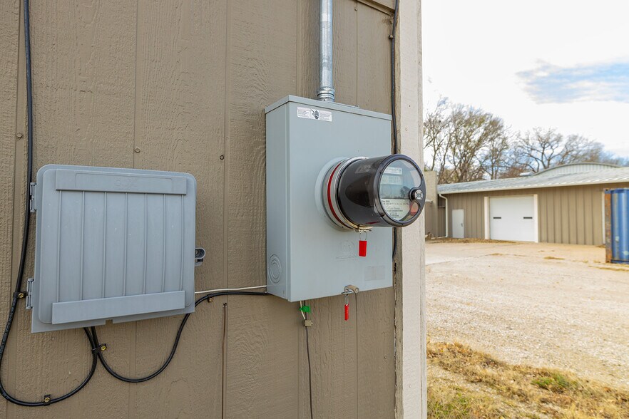 920 E North St, Salina, KS for lease - Building Photo - Image 2 of 67