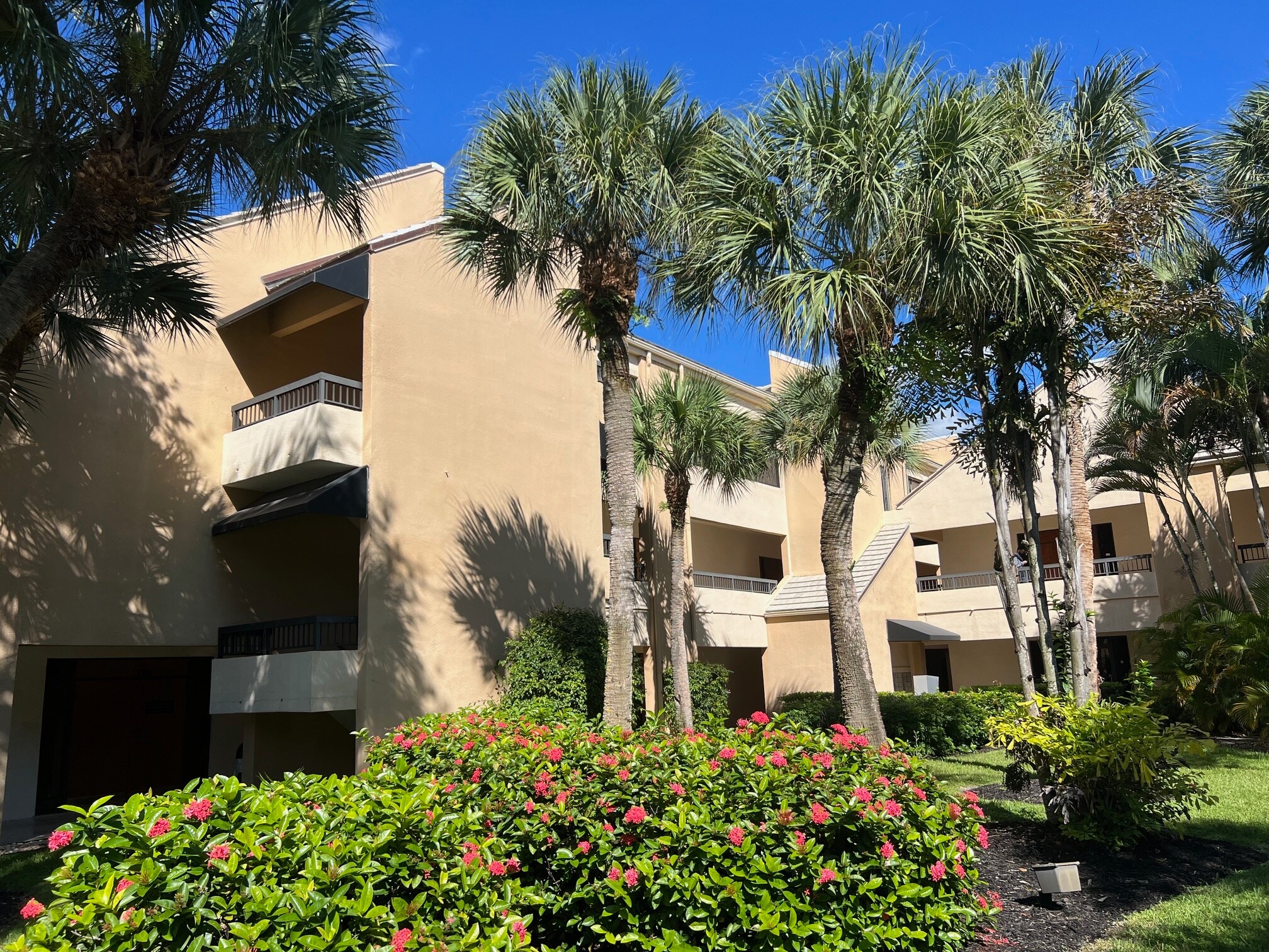 11211 Prosperity Farms Rd, Palm Beach Gardens, FL à vendre Photo principale- Image 1 de 8