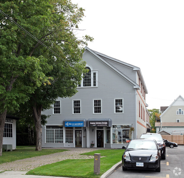 180 Mary St, Scugog, ON à louer - Photo principale - Image 1 de 2