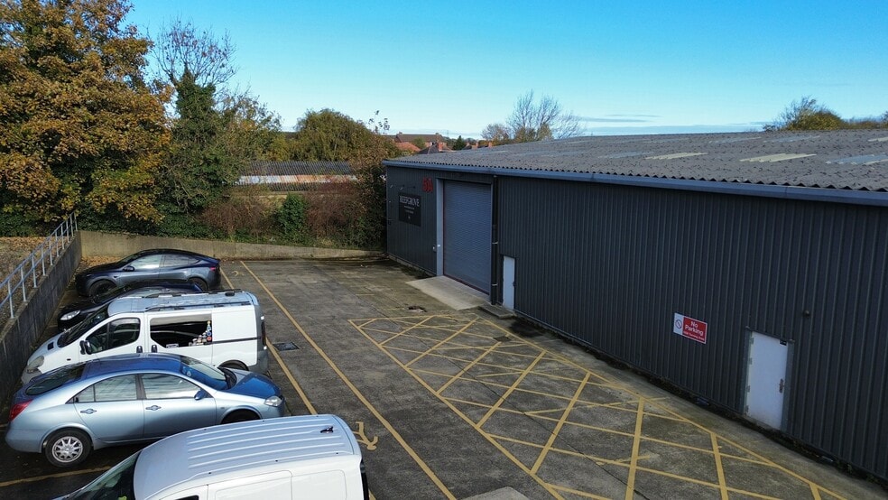 Hambleton Grv, Knaresborough for lease - Building Photo - Image 2 of 8