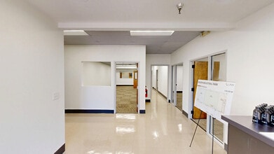9410 Parker Ave, Jacksonville, FL for lease Matterport 3D Scan- Image 1 of 15