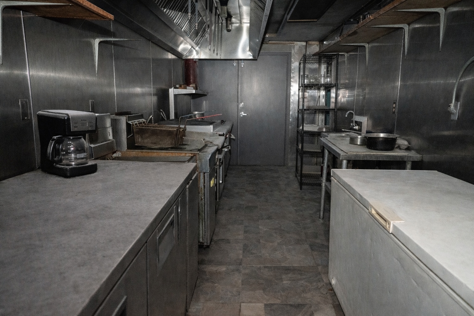 1186 NW 103rd St, Miami, FL for lease Interior Photo- Image 1 of 17