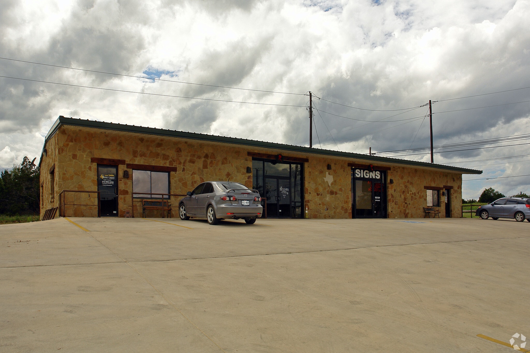 120 Frog Pond Ln, Dripping Springs, TX for lease Primary Photo- Image 1 of 28