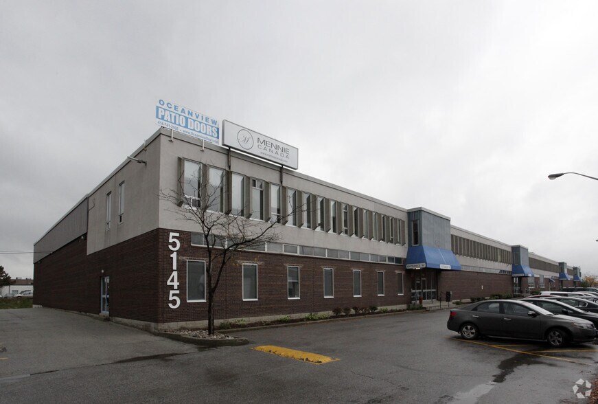 5145 Steeles Ave W, Toronto, ON à vendre - Photo principale - Image 1 de 1