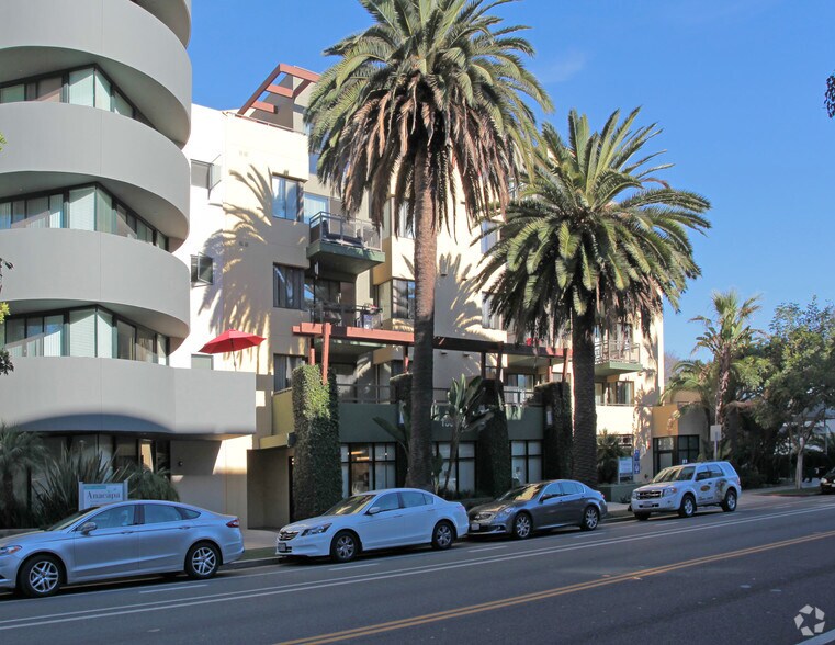 1535 6th St, Santa Monica, CA à louer - Photo du bâtiment - Image 3 de 15