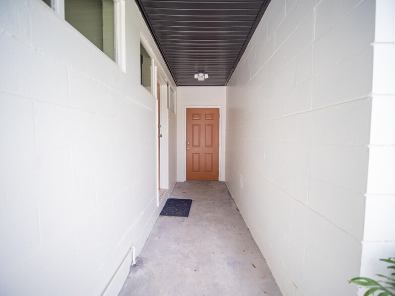 110-112 Irvin Ave SW, Live Oak, FL for sale - Building Photo - Image 2 of 32