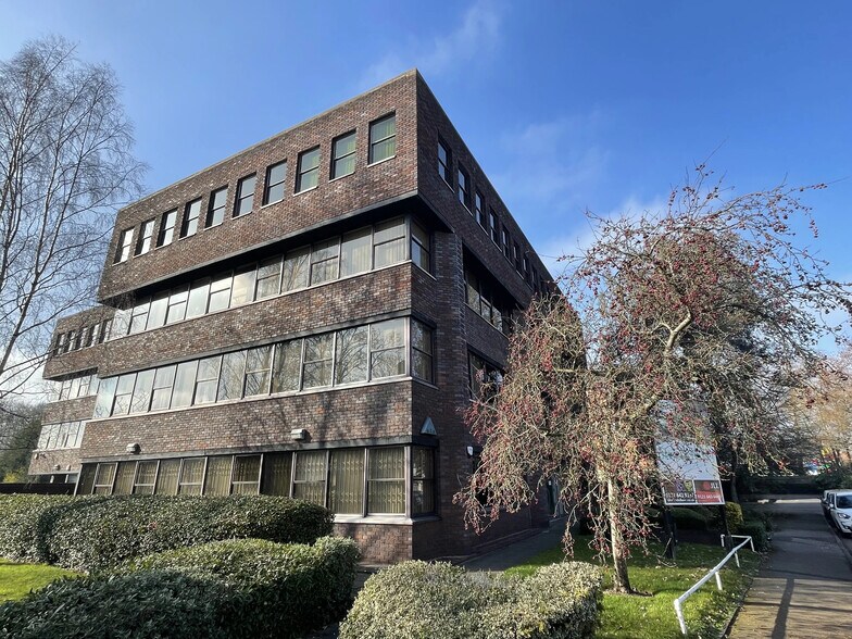 56 Warwick Rd, Solihull à louer - Photo du bâtiment - Image 2 de 8