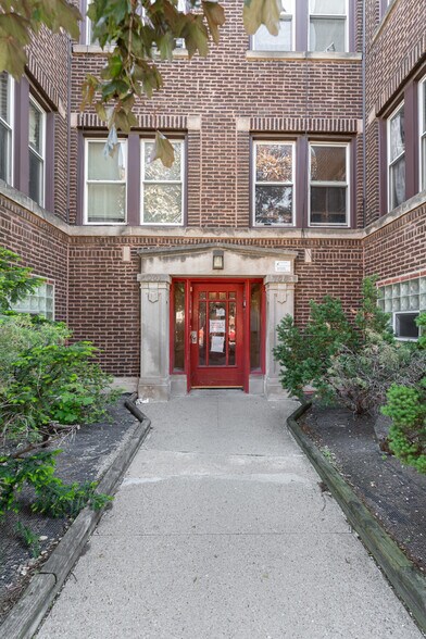 7001 S Vernon Ave, Chicago, IL à vendre - Photo du bâtiment - Image 2 de 6