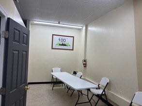 3900 Bexley Pl, Suitland, MD for lease Building Photo- Image 2 of 8