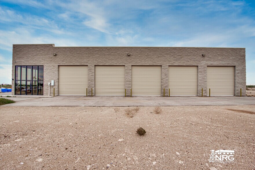 1881 S Redline Ave, Odessa, TX à vendre - Photo du bâtiment - Image 2 de 12