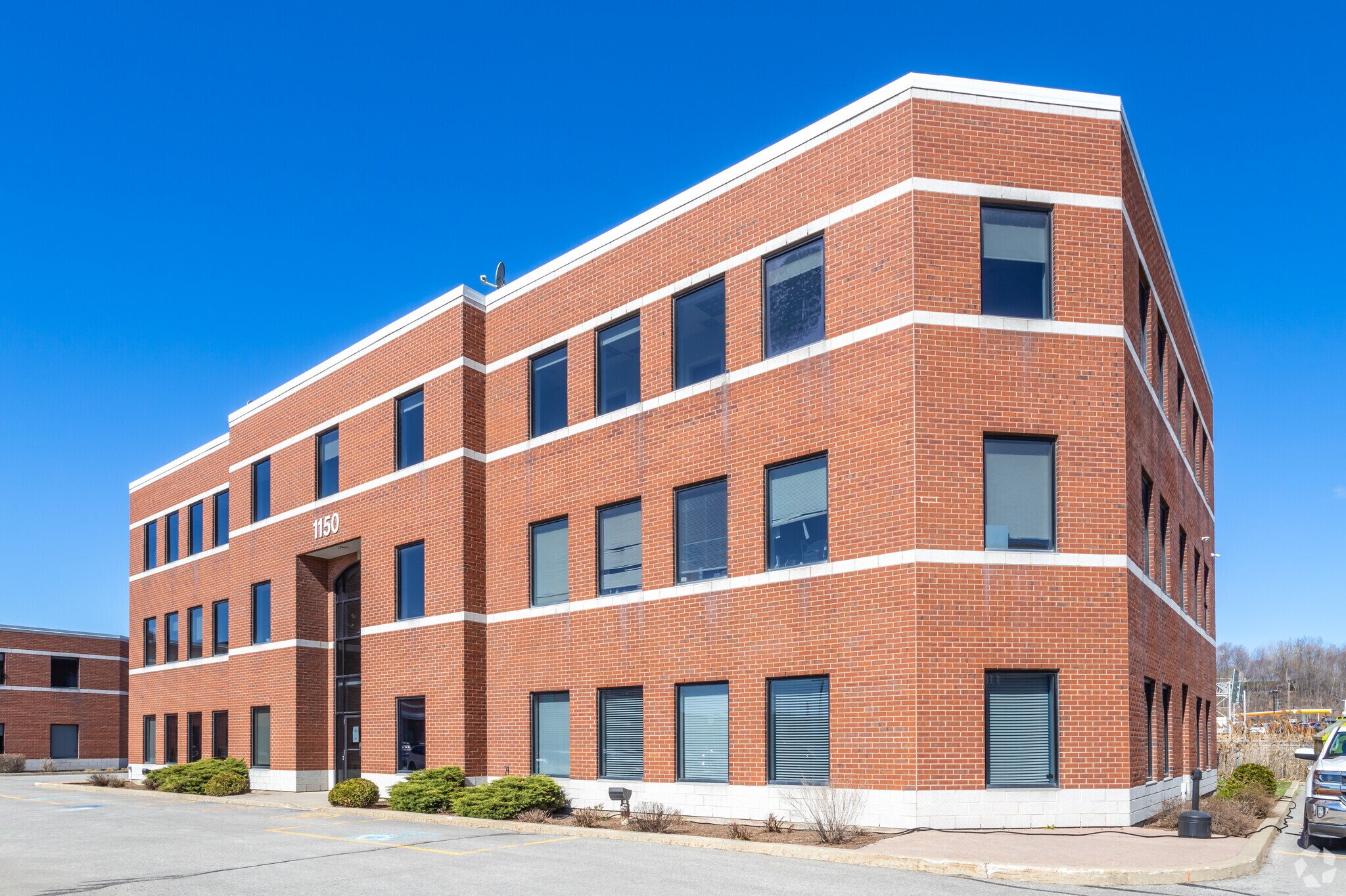 1150 Rue Lévis, Terrebonne, QC for sale Building Photo- Image 1 of 1