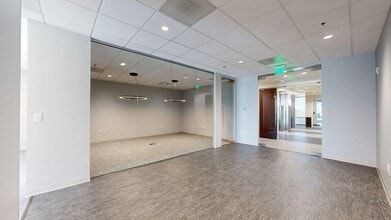 5901 Peachtree Dunwoody Rd NE, Atlanta, GA for lease Interior Photo- Image 2 of 10
