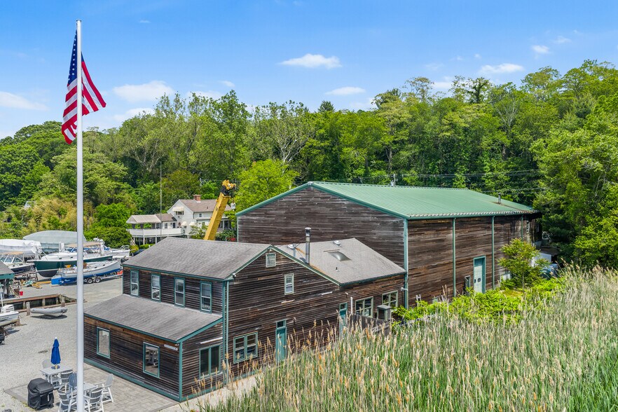 34 Neck Rd, Old Lyme, CT à vendre - Photo du bâtiment - Image 3 de 8