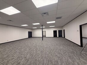 2010 Centimeter Cir, Austin, TX for lease Interior Photo- Image 2 of 6