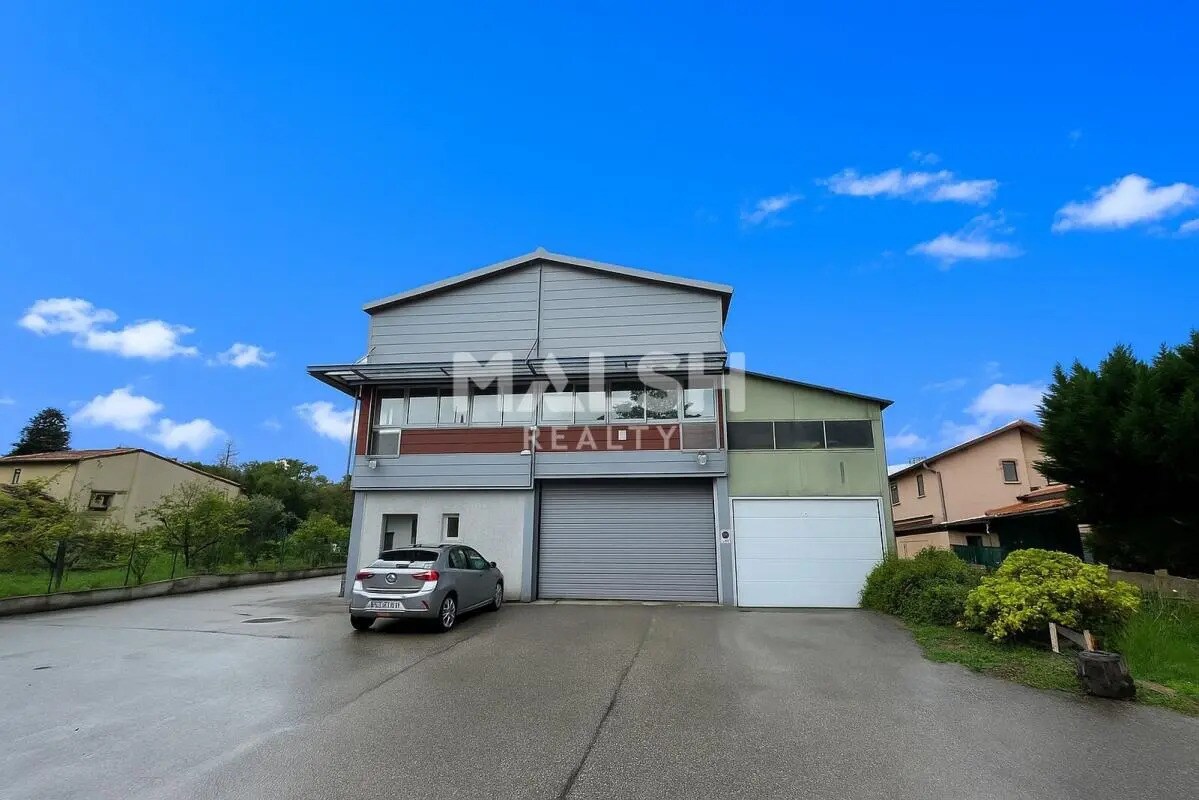 Flex in Givors for lease Building Photo- Image 1 of 8