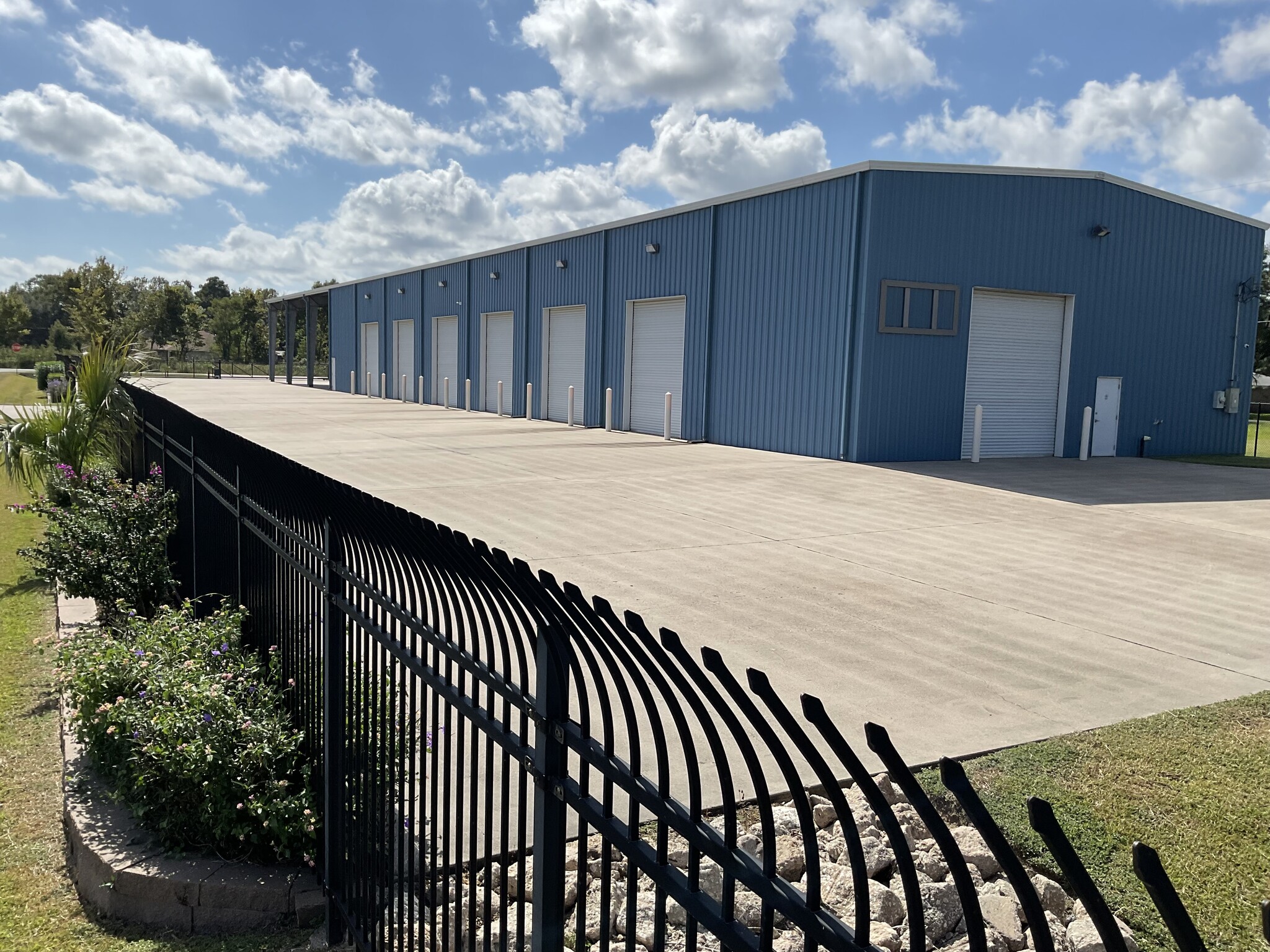 7511 Highway 6, Hitchcock, TX for sale Building Photo- Image 1 of 4