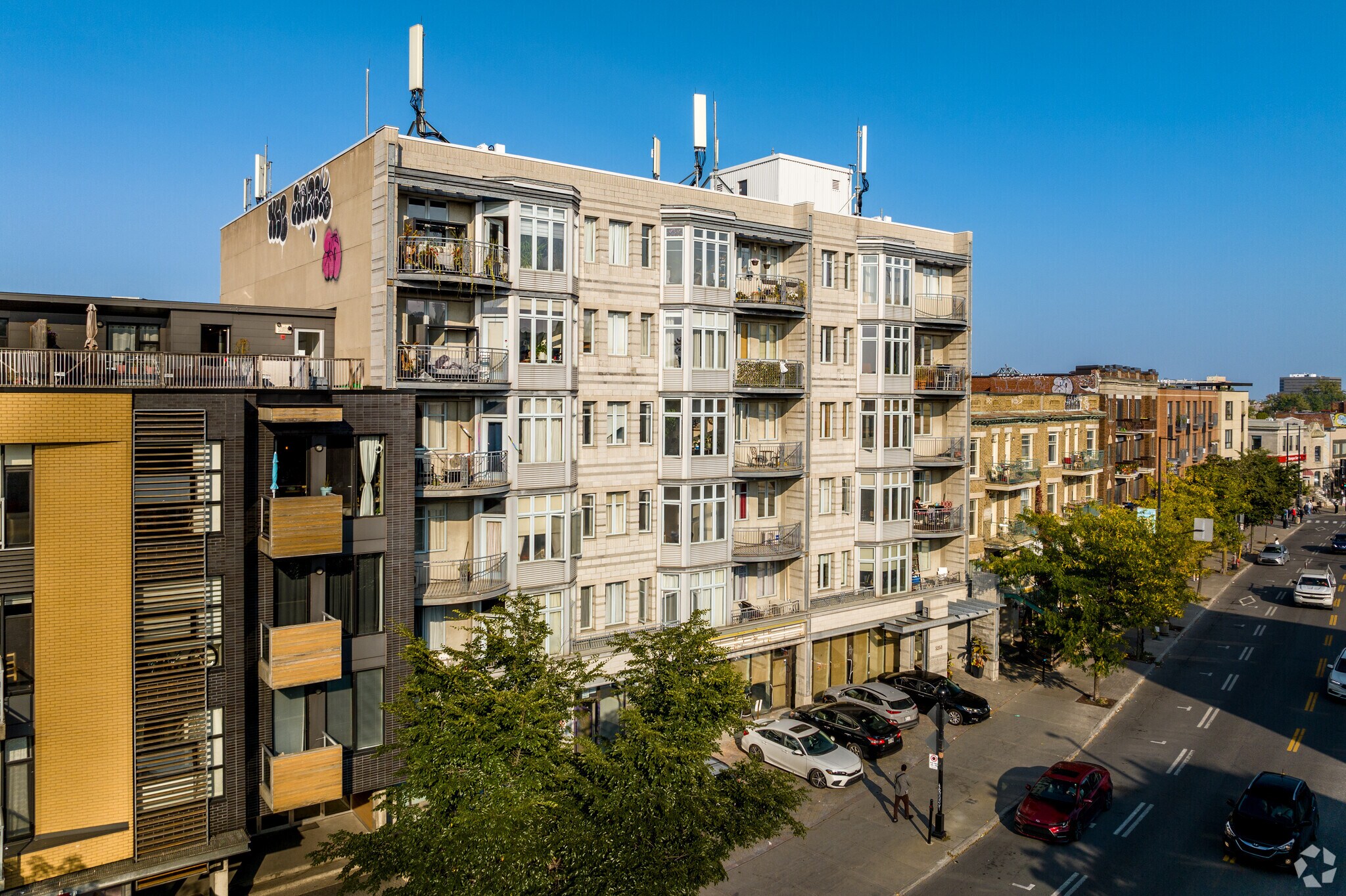 5253 Av Du Parc, Montréal, QC for sale Building Photo- Image 1 of 1