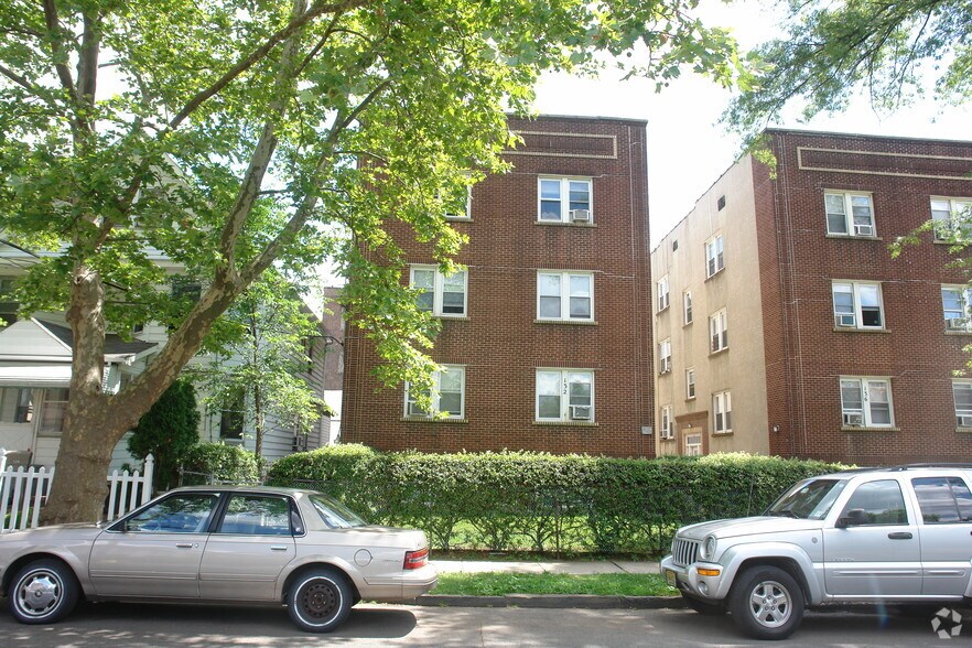 Linden and Rahway Portfolio portefeuille de 3 propriétés à vendre sur LoopNet.ca - Photo du bâtiment - Image 1 de 3