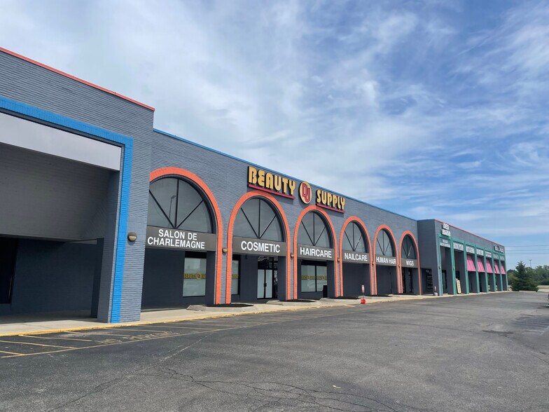 4213-4279 Lafayette Rd, Indianapolis, IN à louer - Photo du bâtiment - Image 1 de 3