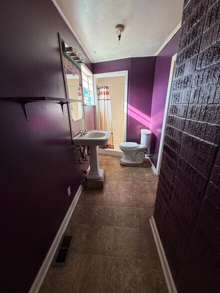 317 Longwood Dr SW, Huntsville, AL à vendre - Photo intérieure - Image 3 de 22