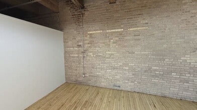 1200 W 35th St, Chicago, IL for lease - Commercial Listing Video