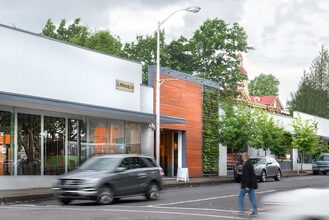 1001-1005 Broadway St, Vancouver, WA for lease Building Photo- Image 2 of 8