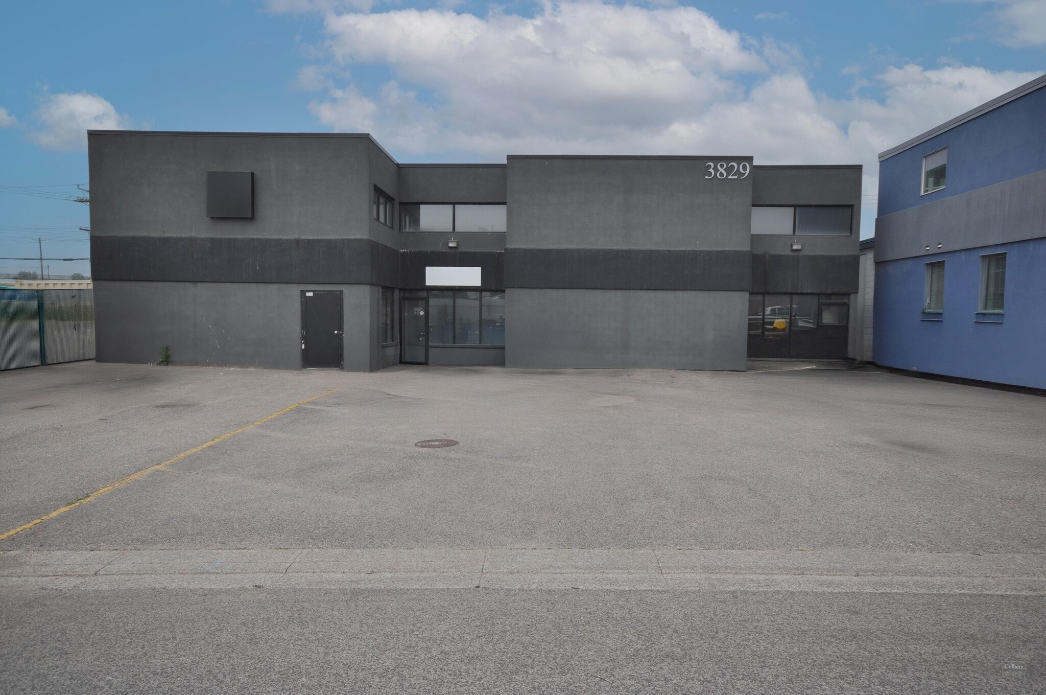 3829 15A St SE, Calgary, AB for sale Primary Photo- Image 1 of 8