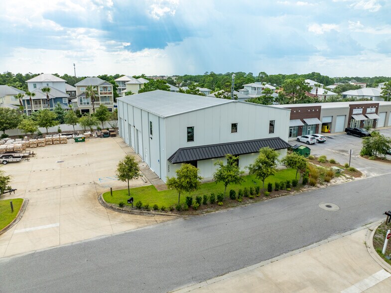220 Business Centre Dr, Miramar Beach, FL à vendre - Photo du bâtiment - Image 2 de 7