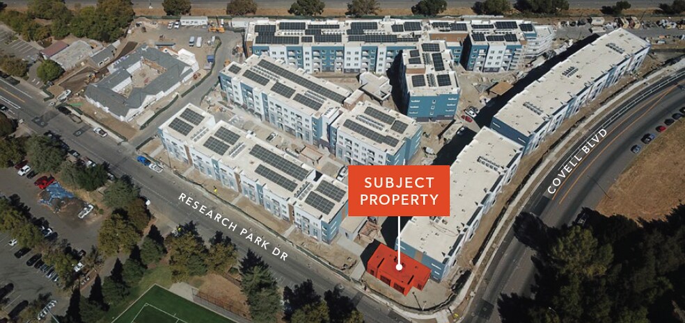 2555 Research Park Dr, Davis, CA à louer - Photo du bâtiment - Image 2 de 6