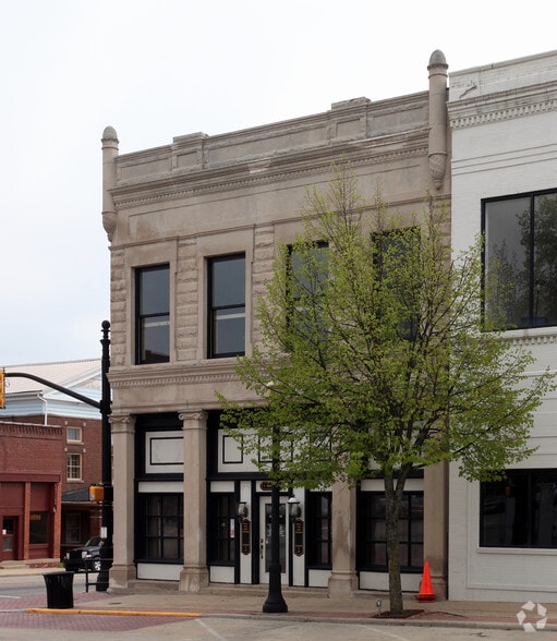 1 S Washington St, Danville, IN à louer - Photo du bâtiment - Image 2 de 15