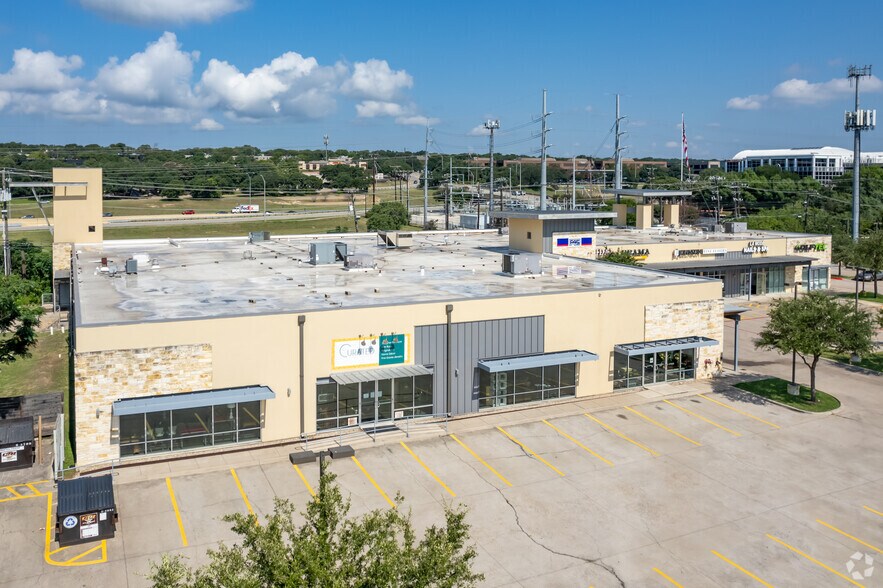 3301 Steck Ave, Austin, TX à louer - Photo du bâtiment - Image 3 de 6