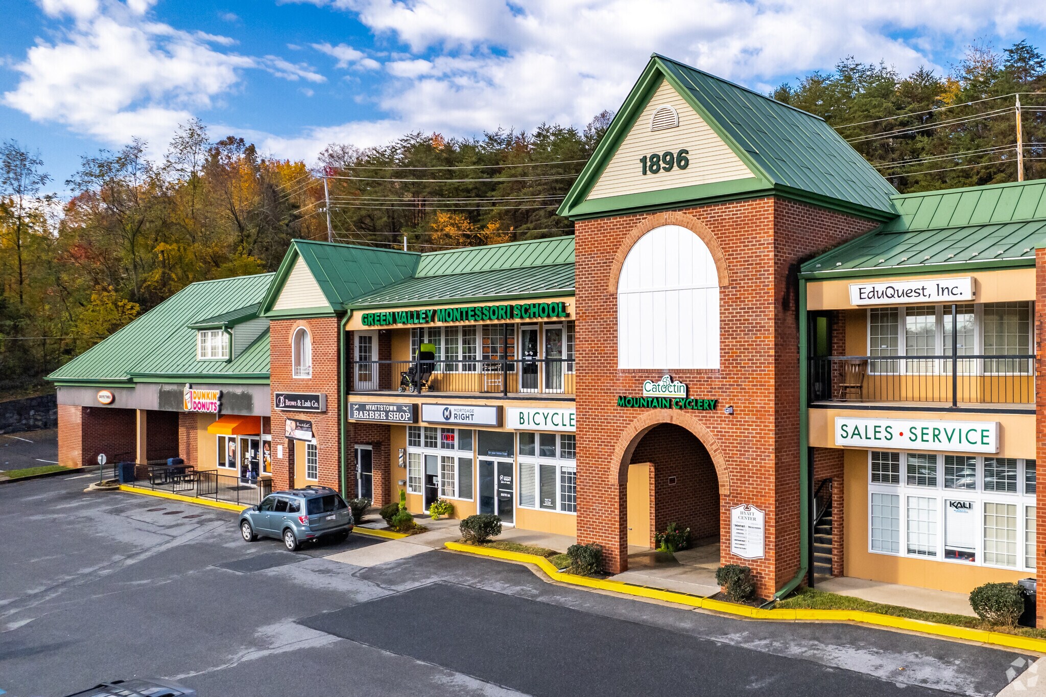 1896 Urbana Pike, Clarksburg, MD à louer Photo du bâtiment- Image 1 de 8