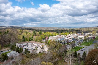 250 Main St S, Southbury, CT - AERIAL  map view