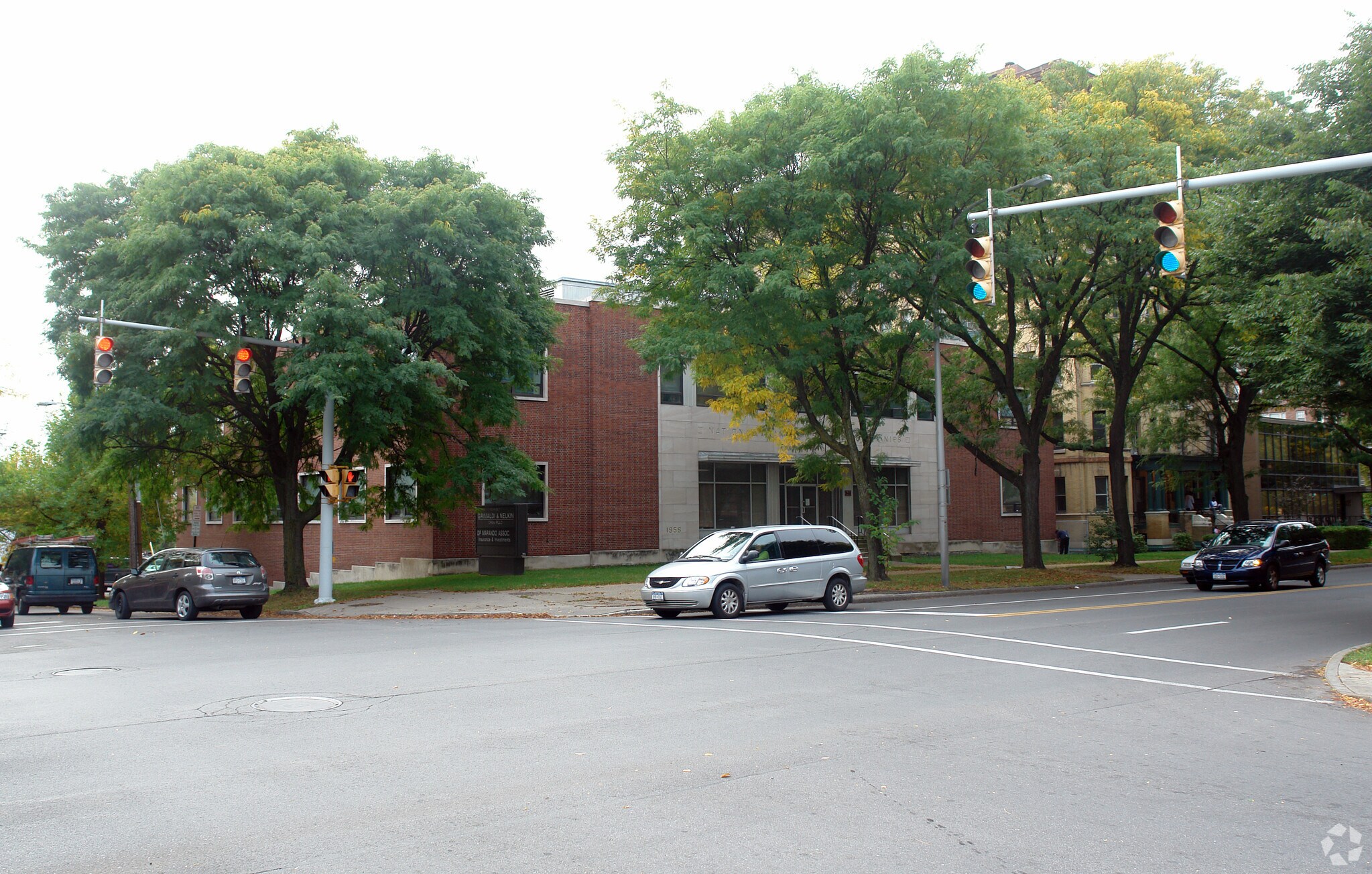 650 James St, Syracuse, NY à vendre Photo principale- Image 1 de 3