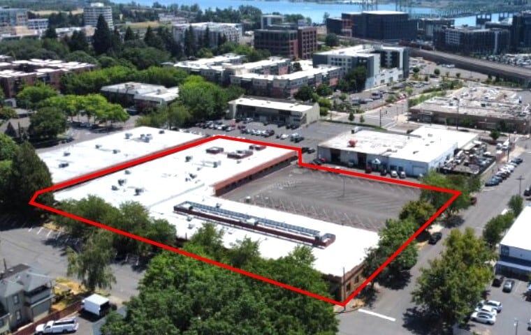 907 Harney St, Vancouver, WA for lease - Primary Photo - Image 2 of 3