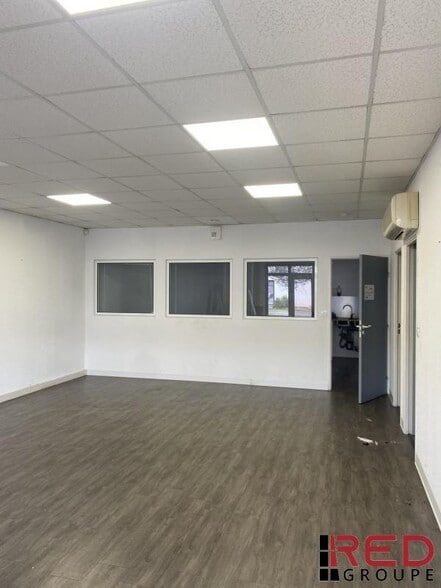 Gémenos, Gémenos for lease - Interior Photo - Image 2 of 4