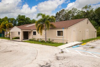 Plus de détails pour 13410 Shire Ln, Fort Myers, FL - Spécialité à vendre
