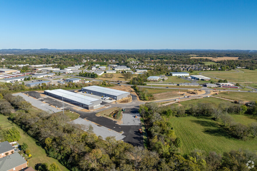 815 Aviation Ln, Gallatin, TN à louer - A rien - Image 3 de 22