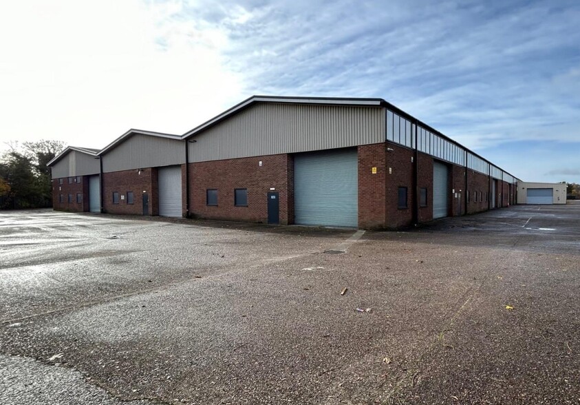 Fields Farm Rd, Nottingham for lease - Building Photo - Image 2 of 4