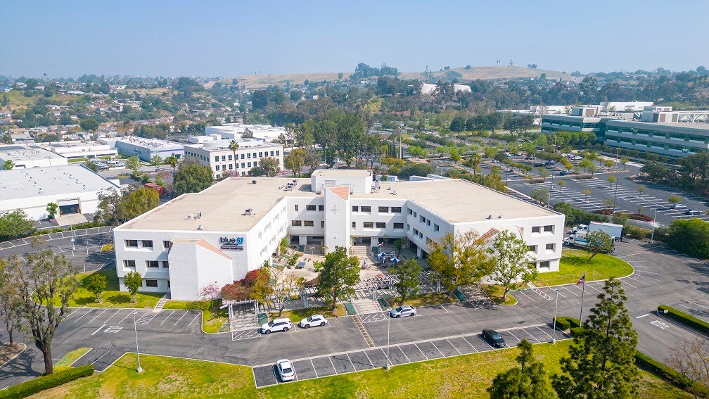 601 Potrero Grande Dr, Monterey Park, CA à louer Photo du bâtiment- Image 1 de 6