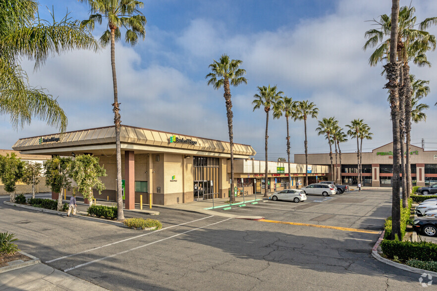 4877-4949 La Palma Ave, La Palma, CA for lease - Building Photo - Image 1 of 5