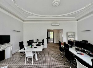 10 Villa D'Eylau, Paris for lease Interior Photo- Image 1 of 6