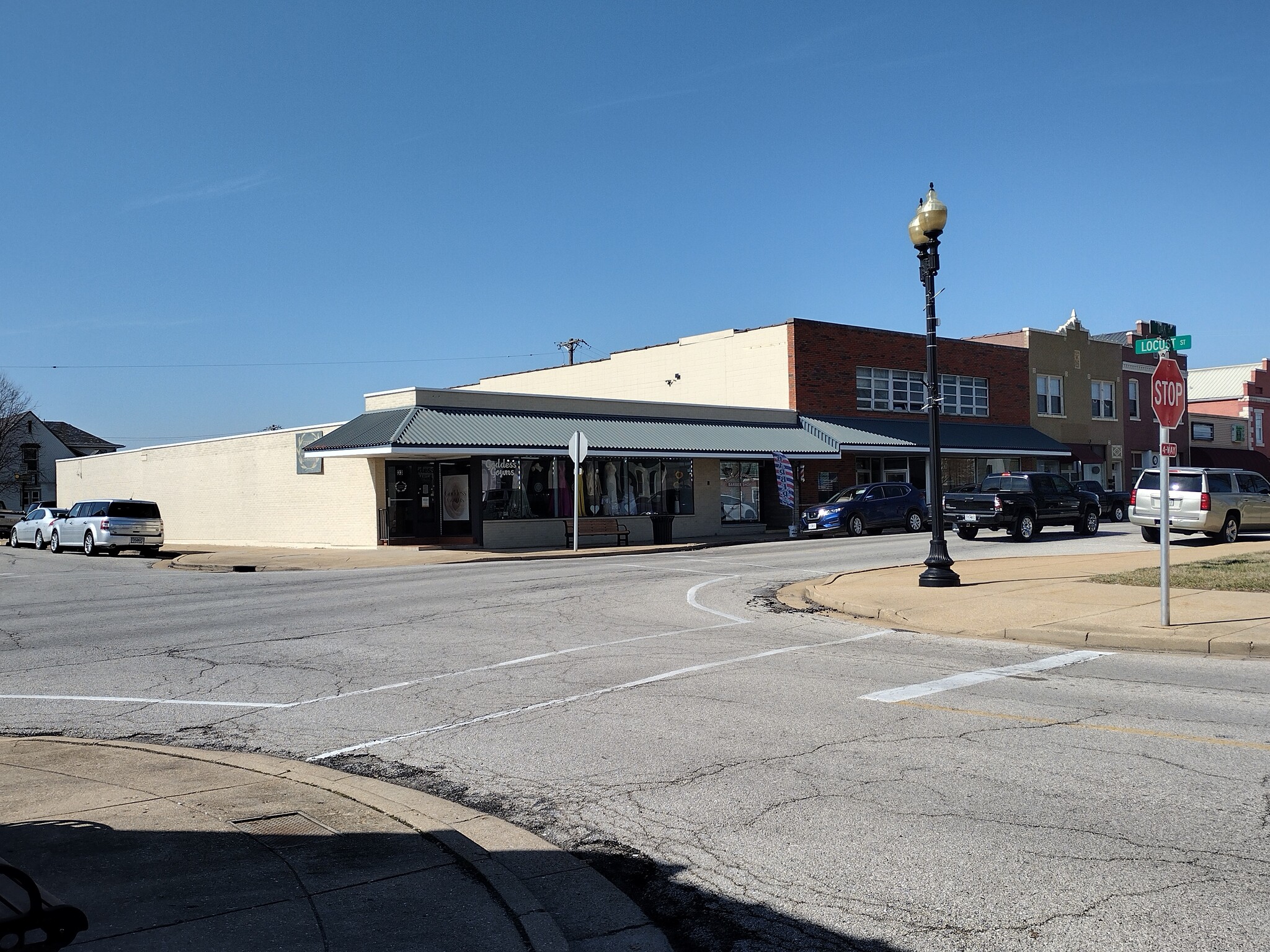 29-33 S Oak St, Union, MO for sale Building Photo- Image 1 of 11