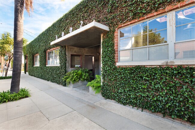 More details for 3002 Pennsylvania Ave, Santa Monica, CA - Office for Lease