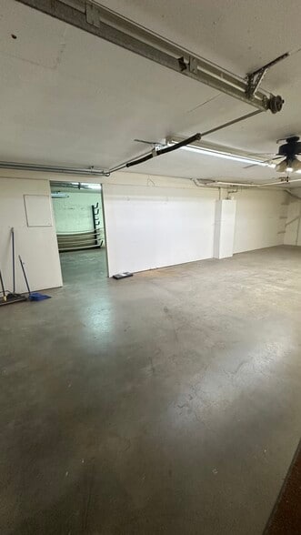 50 Stutz Bearcat Dr, Sedona, AZ à louer - Photo du bâtiment - Image 3 de 10