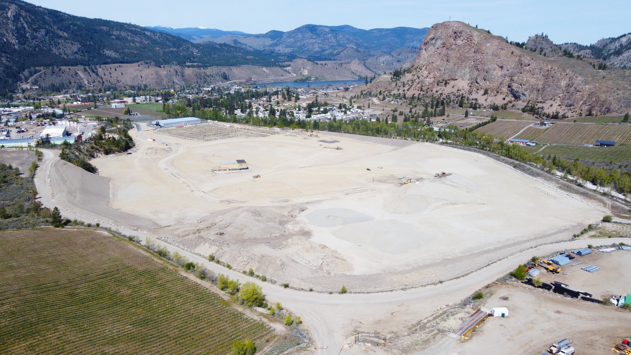 1655 Maple St, Okanagan Falls, BC for sale Construction Photo- Image 1 of 10