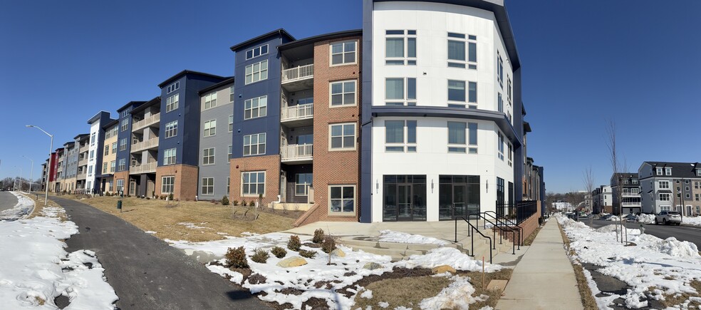 10031 Blackwell Rd, Rockville, MD à louer - Photo du bâtiment - Image 3 de 8