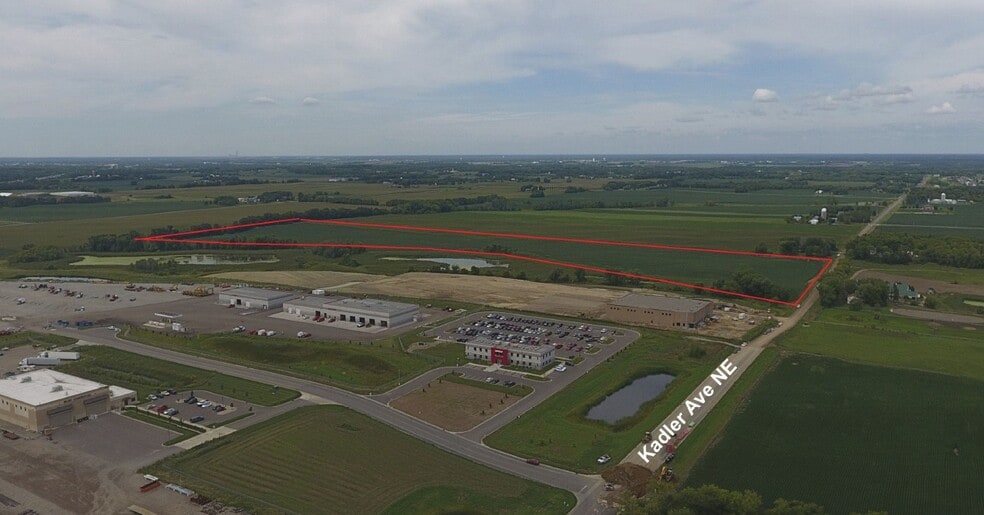 8017 NE Kadler Ave, Monticello, MN for sale - Building Photo - Image 2 of 2